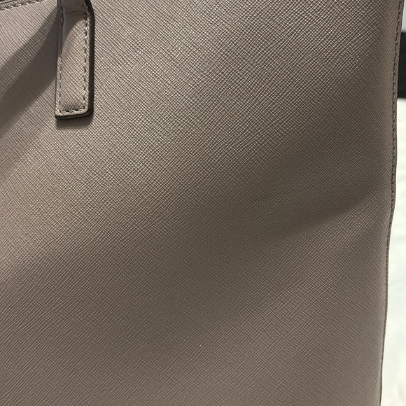 Kate Spade sparkly tote with matching wallet - Picture 9 of 9